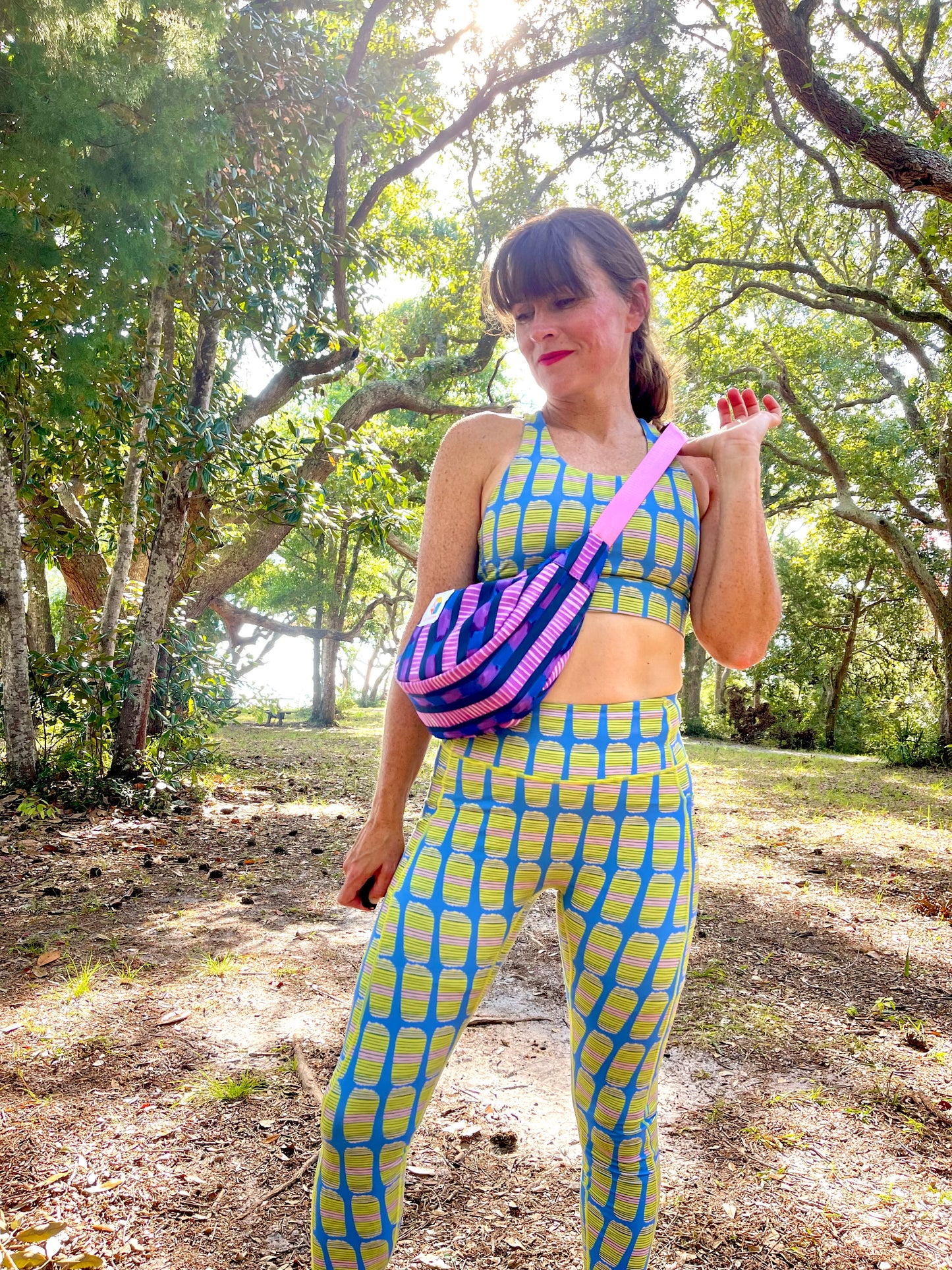 Leggings -Chartreuse-striped dash on blue